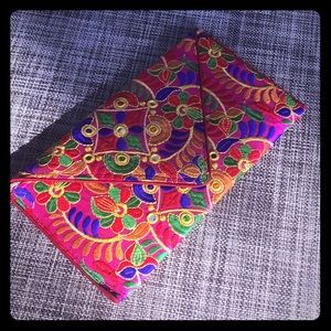 Embroiderer Indian Statement Clutch